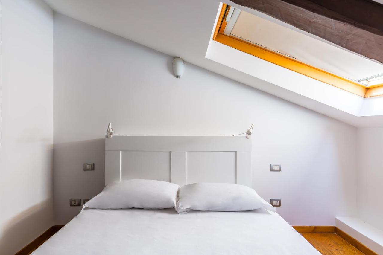 Attico Al Duomo By Napoliapartments Exteriér fotografie