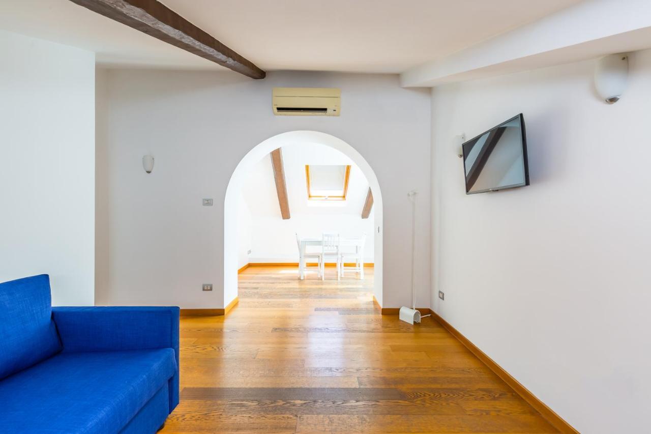 Attico Al Duomo By Napoliapartments Exteriér fotografie